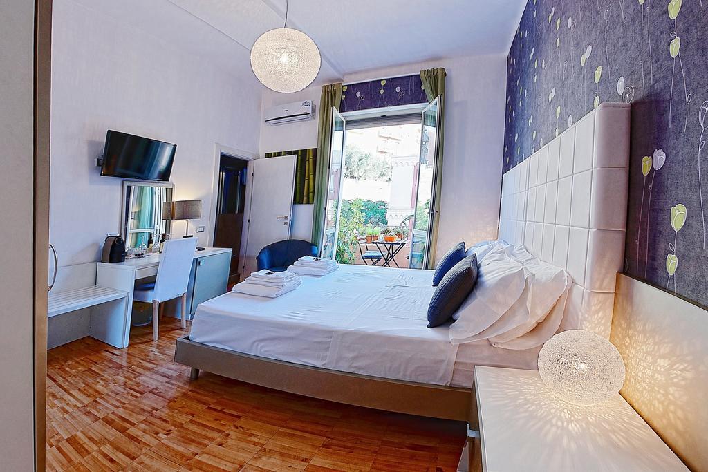 B&B Pellicano Guest House 레조디칼라브리아 객실 사진